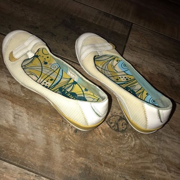 Merrell - Allegro White Ballet Flats (6) - Picture 3 of 6